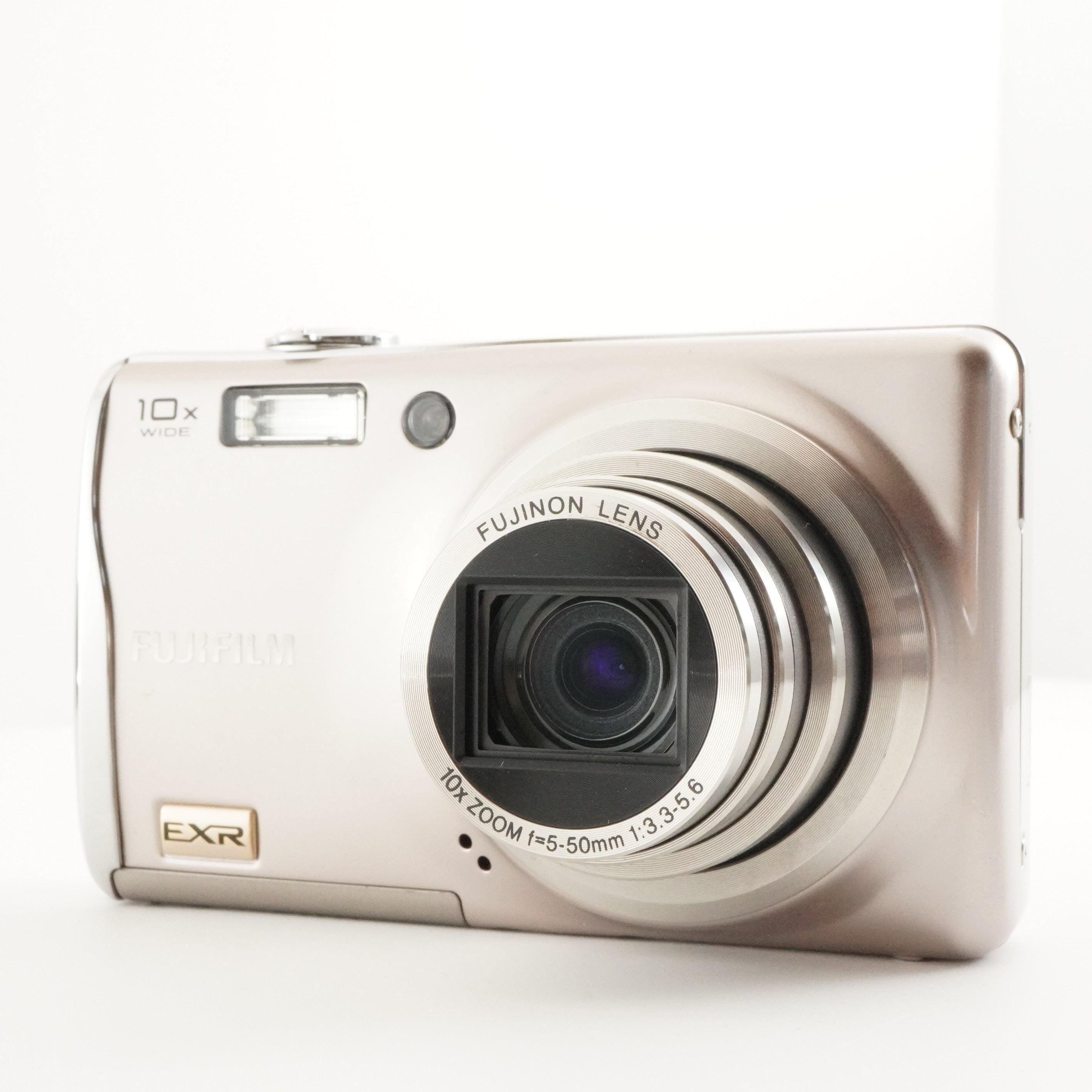 FUJIFILM FINEPIX F80 Exr Silver + 4gb Sdhc Card Digital
