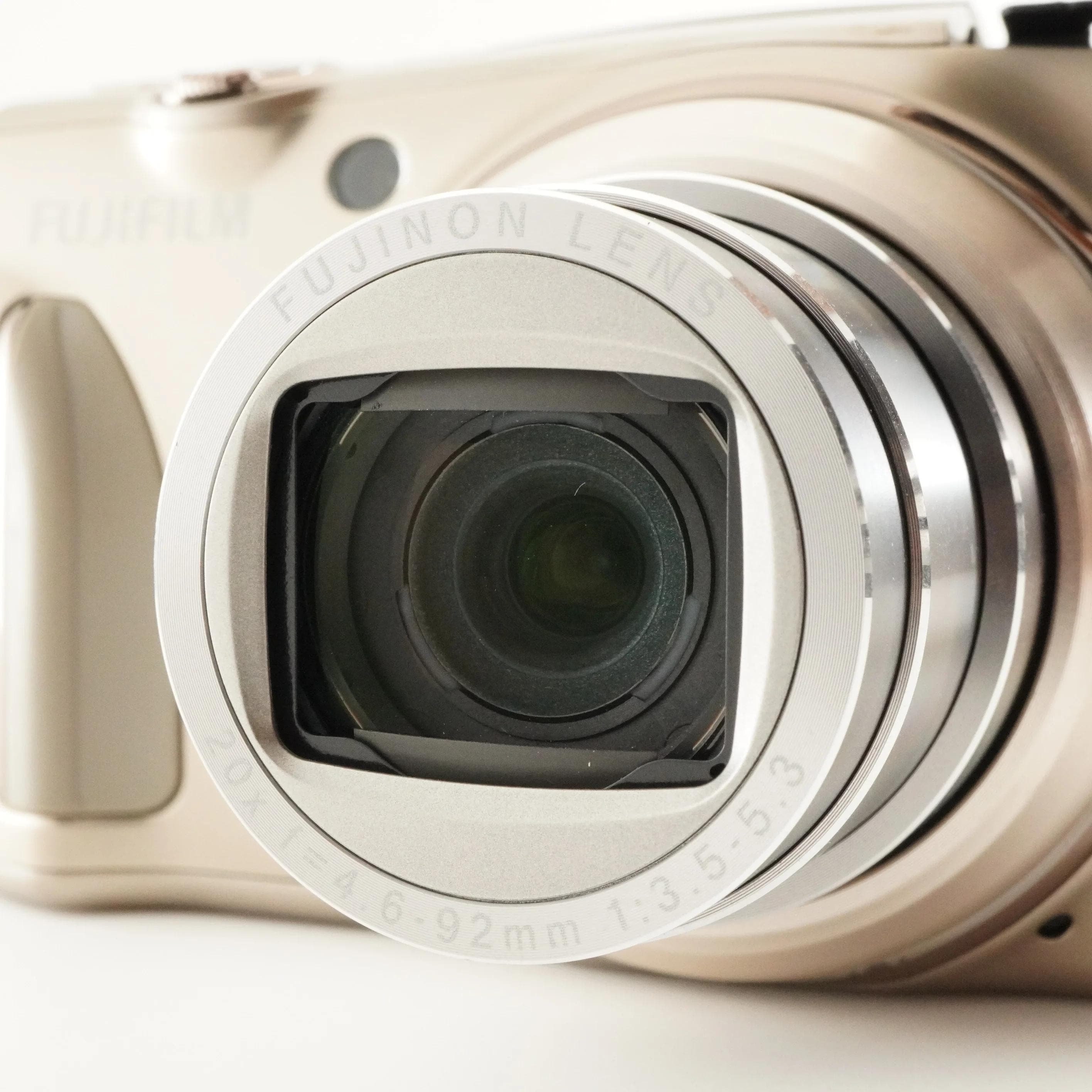 FUJIFILM Finepix F1000 EXR Gold + 4GB Sdhc Card Digital Camera