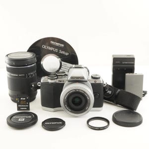 OLYMPUS OM-D E-M10 Silver [1937 zdjęć] +14-42 40-150 4gb Sd z Japonii #11201