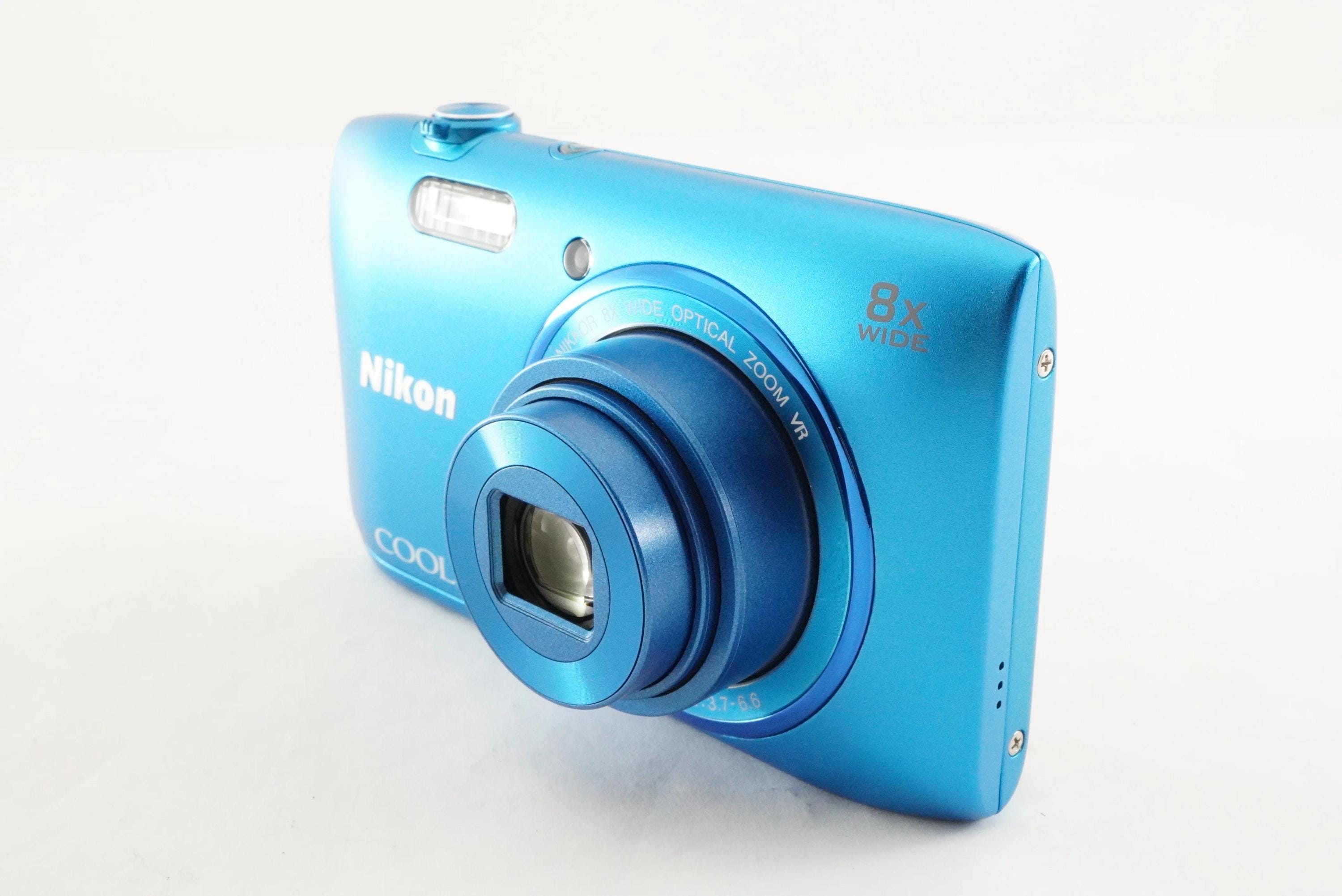 Nikon COOLPIX S3600 Blue in Box + 4GB Sdhc Card Digital Camera 
