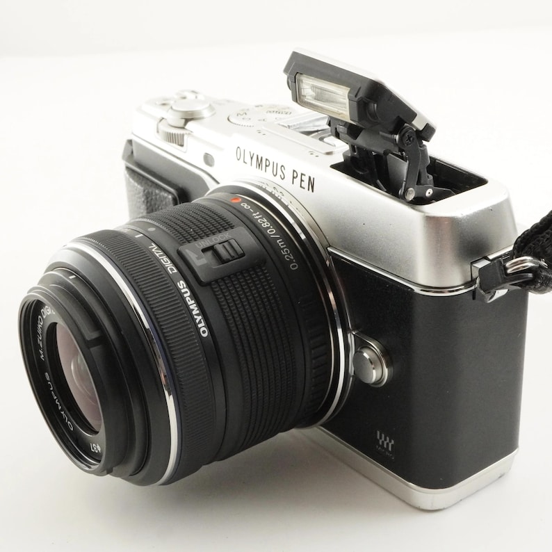 OLYMPUS PEN E-P5 Silver [5,142 Shot] + 14-42mm Ii R 4gb Sdhc from Japan #10253 Bild 4