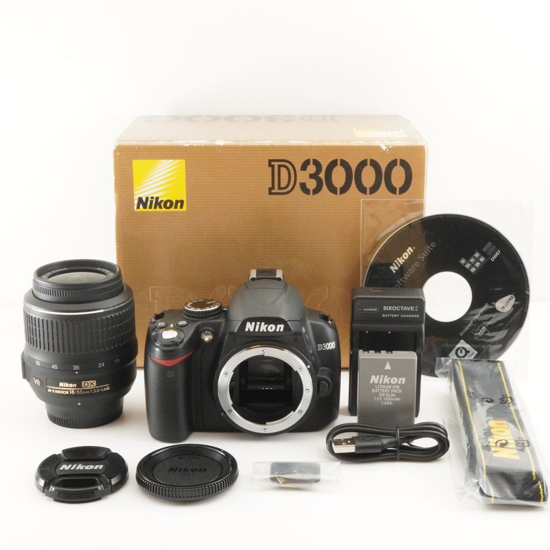 超美品 D3000 AF-S 18-55 3.5-5.6G 6918枚 M719