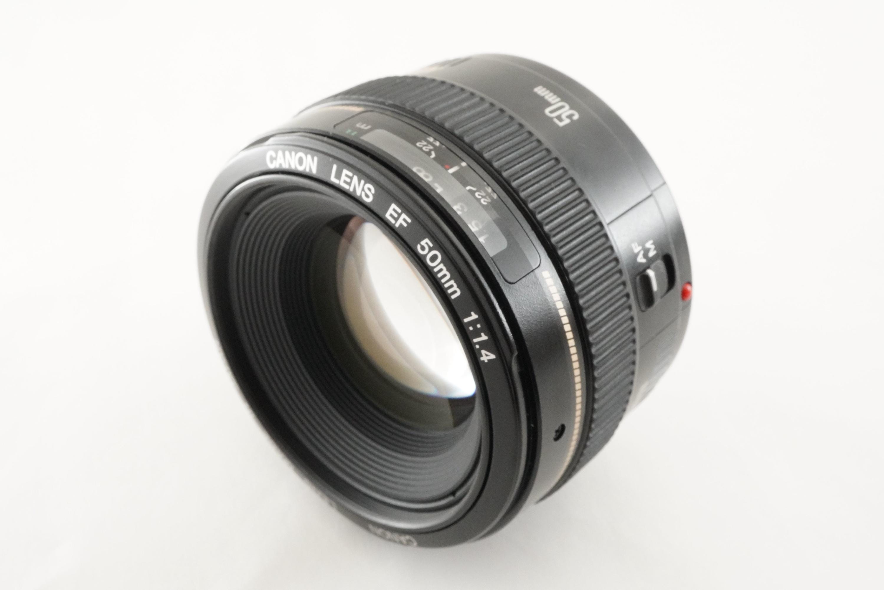 【良品】Canon EF 50mm f/1.4 USM キヤノン Amazon.com : Canon EF 50mm f/1.4 USM Standard and Medium