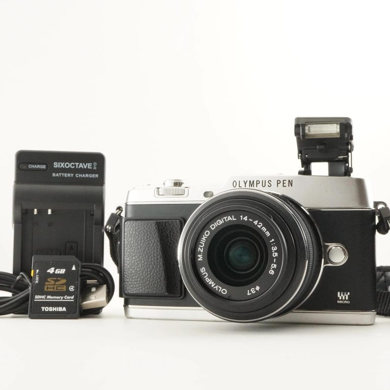 OLYMPUS PEN E-P5 Silver [5,142 Shot] + 14-42mm Ii R 4gb Sdhc from Japan #10253 Bild 1
