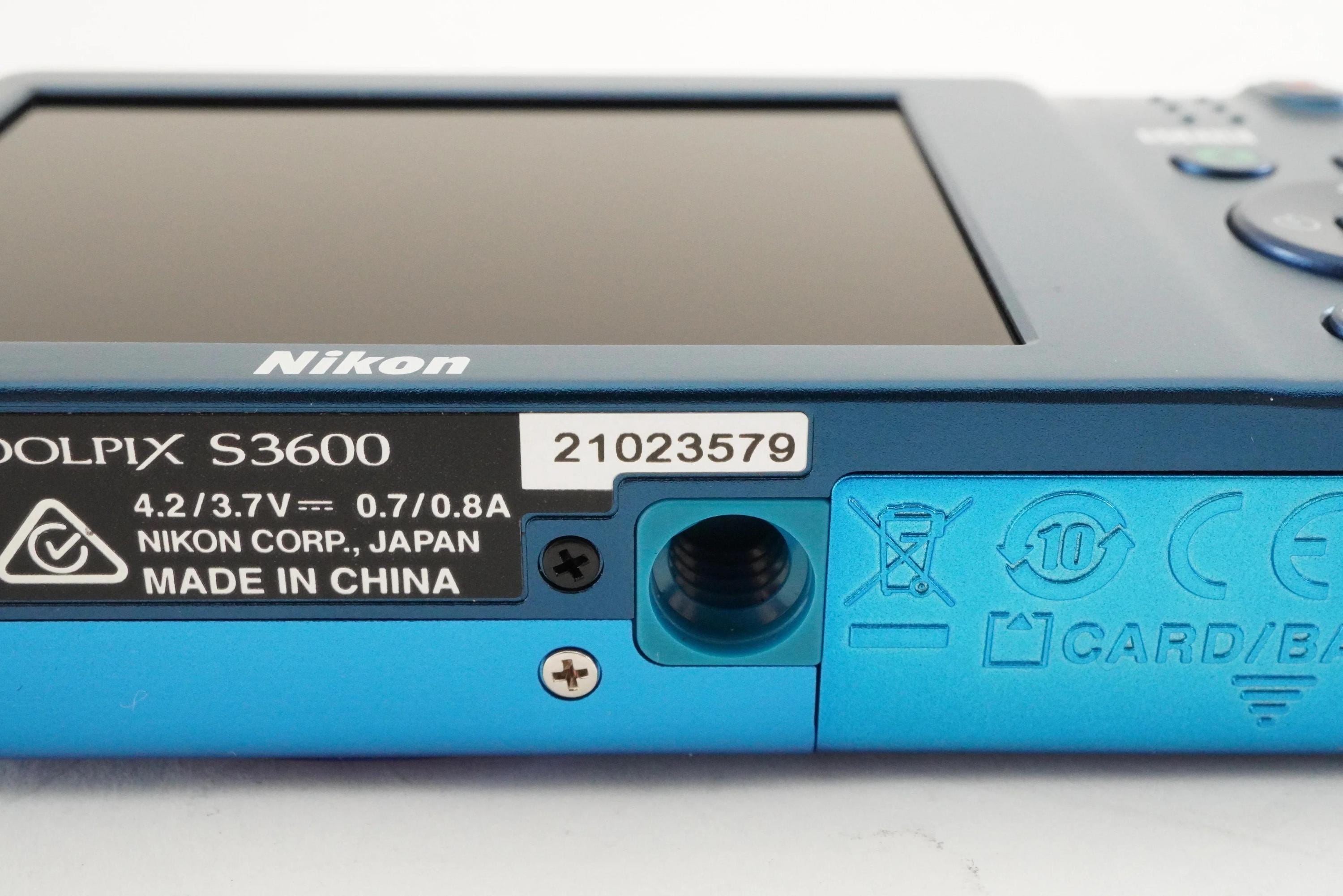 Nikon COOLPIX S3600 Blue in Box + 4GB Sdhc Card Digital Camera