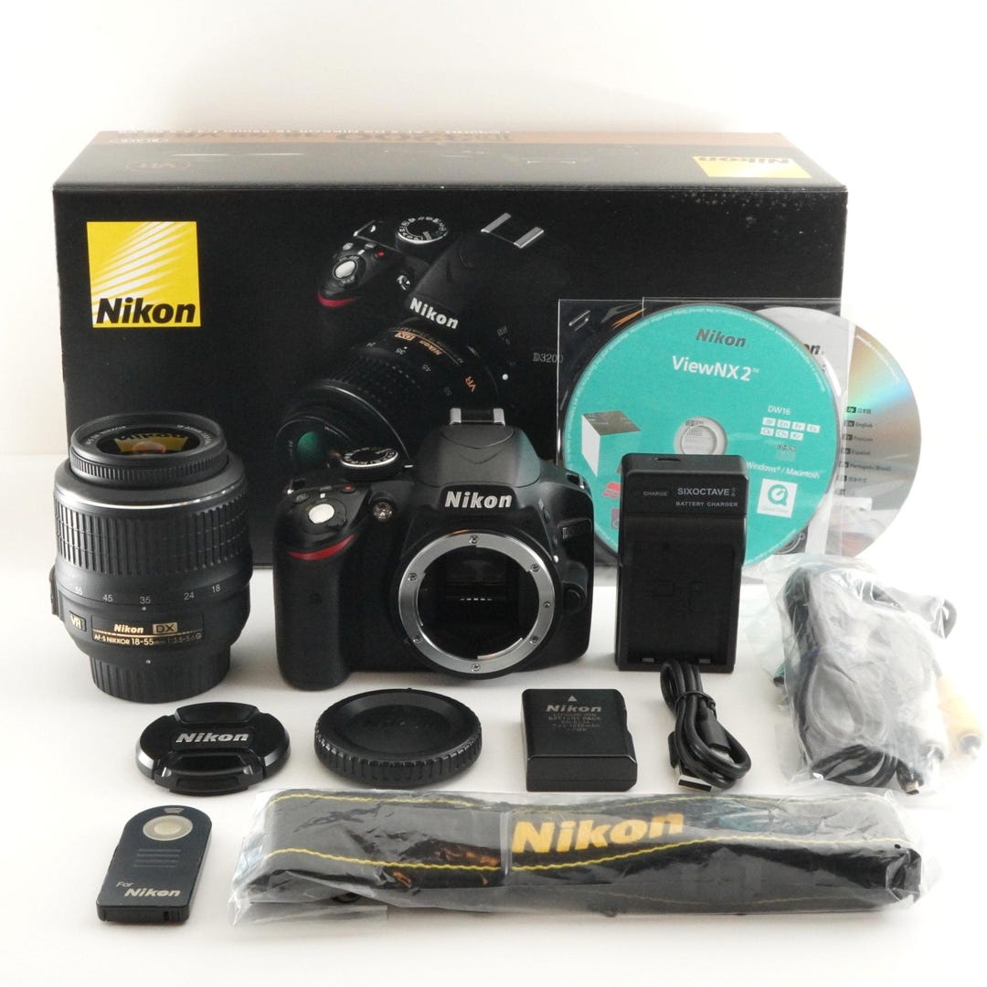 Nikon D3200 [S/C 3,103] + AF-S 18-55mm F3.5-5.6 G Vr in Box From  
