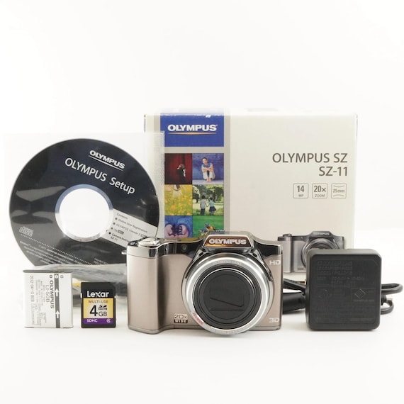 OLYMPUS SZ-11 シルバー 箱入り 4GB SDHCカード付き デジタルカメラ 