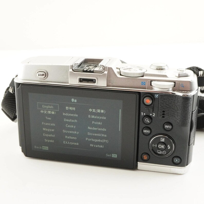 OLYMPUS PEN E-P5 Silver [5,142 Shot] + 14-42mm Ii R 4gb Sdhc from Japan #10253 Bild 8
