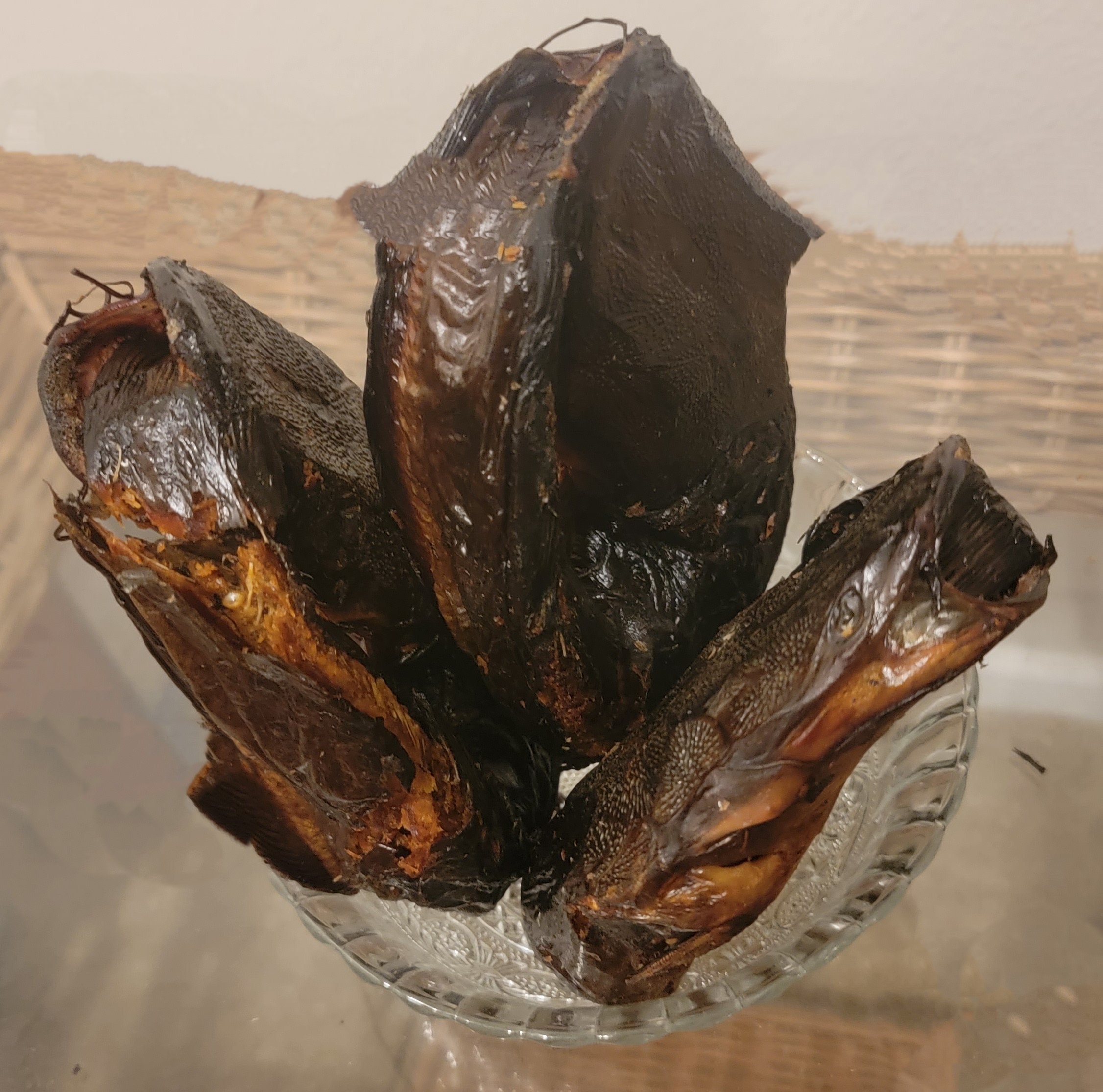 African Whole Smoked Catfish Nigerian Smoke Dried Fish 3 Pieces 1 Lbs