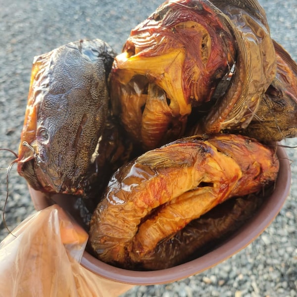 African Whole Smoked Catfish - Nigerian smoke dried fish 3 pieces (1 lbs.) a bag | Smoked fish | Dried catfish | Dry Fish