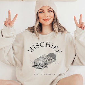 Mischief Cat Sweatshirt - Cozy Sweatshirt & Hoodie with Playful Kitten and Yarn, Fun Casual Wear, Perfect Gift for Cat Lovers