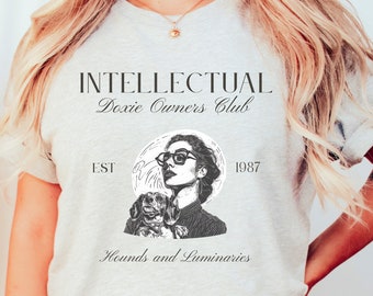 Doxie Lover T-Shirt 'Intellectual Doxie Owners Club' Chic Graphic - Casual Wear for Dog Enthusiasts - Unique Gift for Dachshund Owners