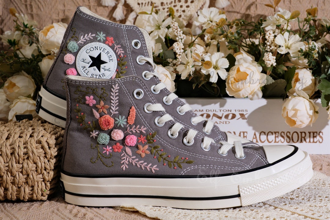 Converse 220 deals