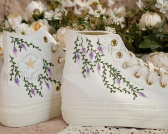 Custom Embroidered Converse 1970s: Floral Design
