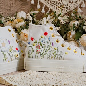Custom Converse Embroidered Shoes,1970s Converse Chuck Taylor,Converse Custom Small Flower/Small Flower Embroidery zdjęcie 8