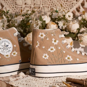 Custom Converse Embroidered Shoes,1970s Converse Chuck Taylor,Converse Custom Small Flower/Small Flower Embroidery