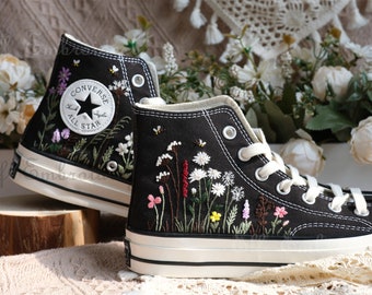 Benutzerdefinierte Converse bestickte Schuhe, Converse Chuck Taylor aus den 1970er Jahren, Converse Custom kleine Blume/kleine Blumenstickerei