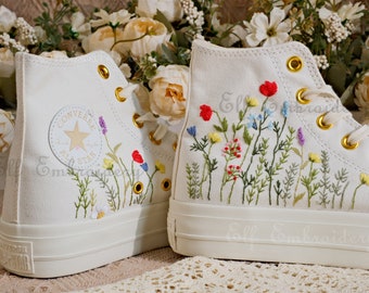 Zapatos bordados Converse personalizados, Converse Chuck Taylor de la década de 1970, Converse personalizado flor pequeña / bordado de flores pequeñas