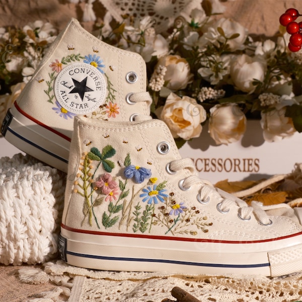 Custom Converse Embroidered Shoes,1970s Converse Chuck Taylor,Converse Custom Small Flower/Small Flower Embroidery