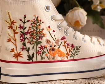 Kundenspezifische WelpenConverse gestickte Schuhe, 1970er Jahre Chuck Taylor, Converse Custom Pet / Hundestickerei