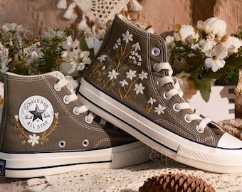 Aangepaste Converse geborduurde schoenen, Converse Chuck Taylor uit de jaren 70, Converse aangepaste kleine bloem/kleine bloem borduurwerk