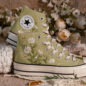 Custom Converse Embroidered Shoes,1970s Converse Chuck Taylor,Converse Custom Small Flower/Small Flower Embroidery