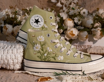 Custom Converse Embroidered Shoes,1970s Converse Chuck Taylor,Converse Custom Small Flower/Small Flower Embroidery