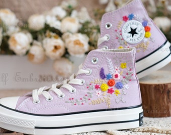 Kundenspezifische converse gestickte Schuhe, 1970er Jahre Chuck Taylor, kleine Blume / kleine Blumenstickerei