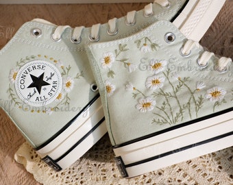 Kundenspezifische converse gestickte Schuhe, 1970er Jahre Chuck Taylor, kleine Blume / kleine Blumenstickerei