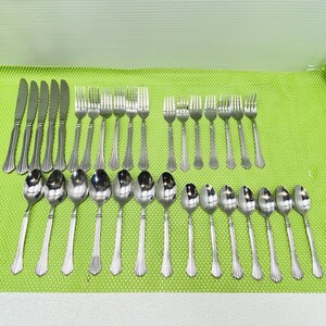 Pfaltzgraff Rostfritt Stål Perenner Bestick Blandat Set Knivar Gafflar Skedar 32 delar