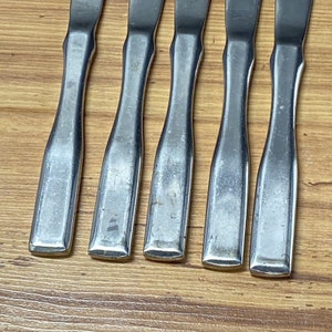 5 Modern Solid Dinner Knife Reed & Barton Tuckahoe Select Stainless Glossy