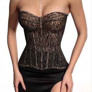 Chatai chevron black and gold zari corset main image 1