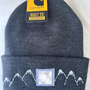 Handbestickte Mütze