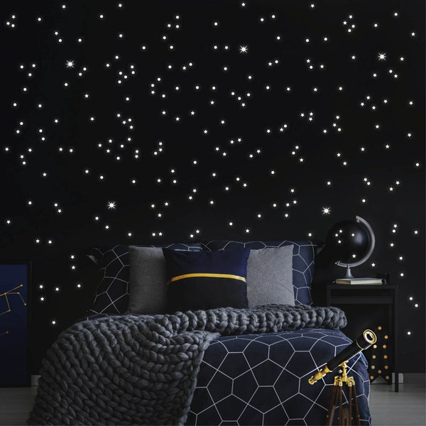 Adesivi luminosi 350 pezzi Stelle e punti fluorescenti si illuminano al buio nel cielo stellato della cameretta dei bambini