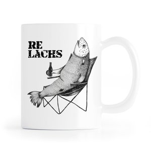 Re Lachs Tasse bedruckt mit einem Lachs mit Bierflasche im Anglerstuhl Relax Relachs Geburtstagsgeschenk Kaffeetasse Kaffeebecher Bild 5