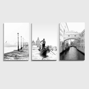 Venice 3 Piece Wall Art, Italy Travel Print, Venice 3 Panel Canvas in Black White Triptych Prints Venezia Canale Grande Photo Italy Wall Art