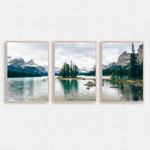 Mountain Lake 3 Piece Wall Art, Lake Triptych Nordic Nature Wall Art, Spirit Island on Maligne Lake Photo Nature Landscape Canada Lake Print
