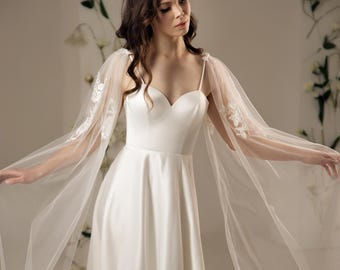 Bridal cape tulle with lace Romantic shoulder capelet