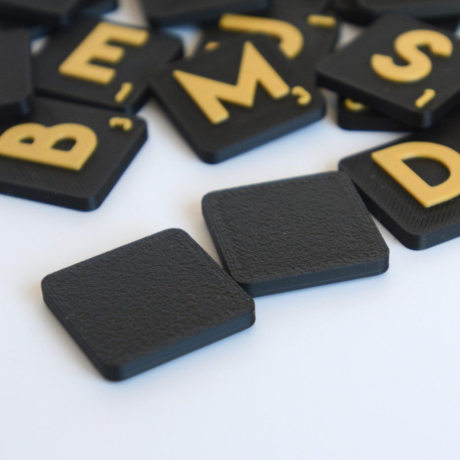 Magnetic Scrabble Letter Tiles: 3D Printed Fridge Kit (set of 100) - Etsy