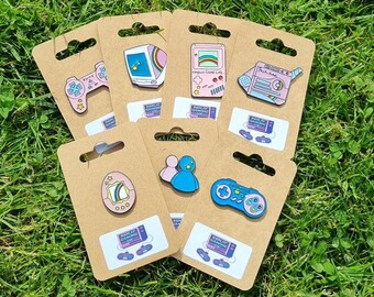 Manette de jeu rétro, Mac, GameGirl, MSN Messenger, Badge Tamagotchi Badge à collectionner en émail Badge cadeau amusant et cool