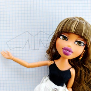 Digital pattern - top fitted for Bratz dolls