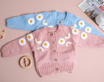 Personalized Daisy Cardigan for Kids – Custom Embroidered Floral Sweater, Unique Name Design, Ideal Gift for Toddlers and Babies