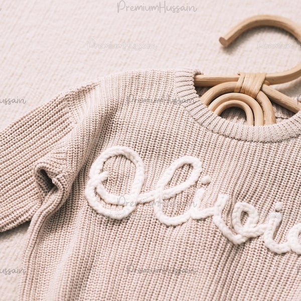 Personalisierter Strickpullover für Babys, Klassische Kollektion, Hergestellt aus 100% Baumwolle, Gestickter Namenspullover für Baby