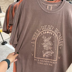 A Well-Read Woman | T-Shirt | Bookish | Apparel | Comfortable