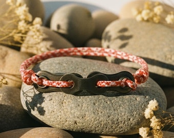 Braccialetto sostenibile fatto a mano – Catena di bicicletta riciclata e gioielli in paracord rPET