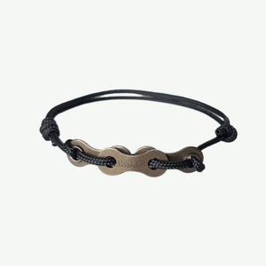 Recycled Bracelet 'Svart' Bicycle Chain by Chainium image 2