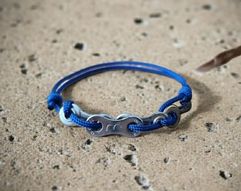 Bracciale riciclato rivestito in acciaio inossidabile blu 'Bluse' Catena per bicicletta - di Chainium