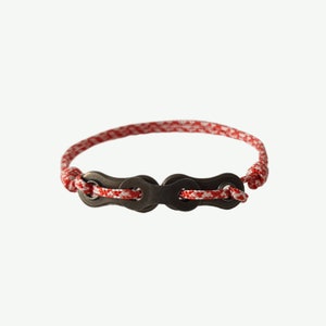 Chainium 'Bastao' Bicycle Chain Bracelet Rood Wit