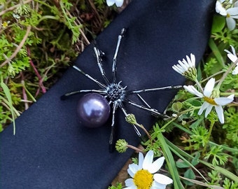 The Spider Tie - Gothic Necktie with Stainless Steel Chain