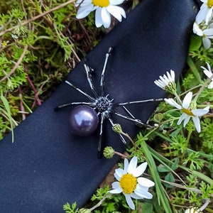 The Spider Tie - Gothic Necktie with Stainless Steel Chain